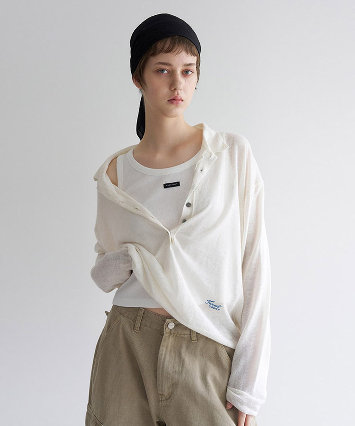 타버트(TARVERT) Ella Button Collar Knit - Ivory