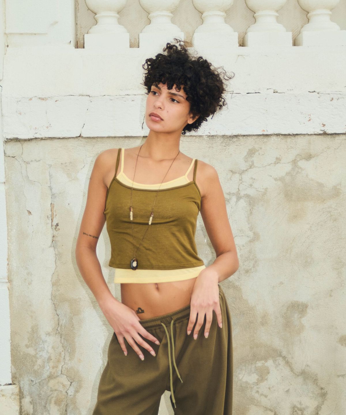 이보키(EVOKY) Kaya layered sleeveless (Khaki/Yellow)