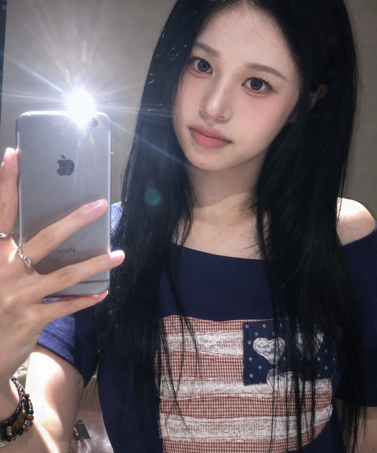 로긴 앤 로지(ROGIN N ROSIE) USA banner lace one shoulder T-shirt Navy