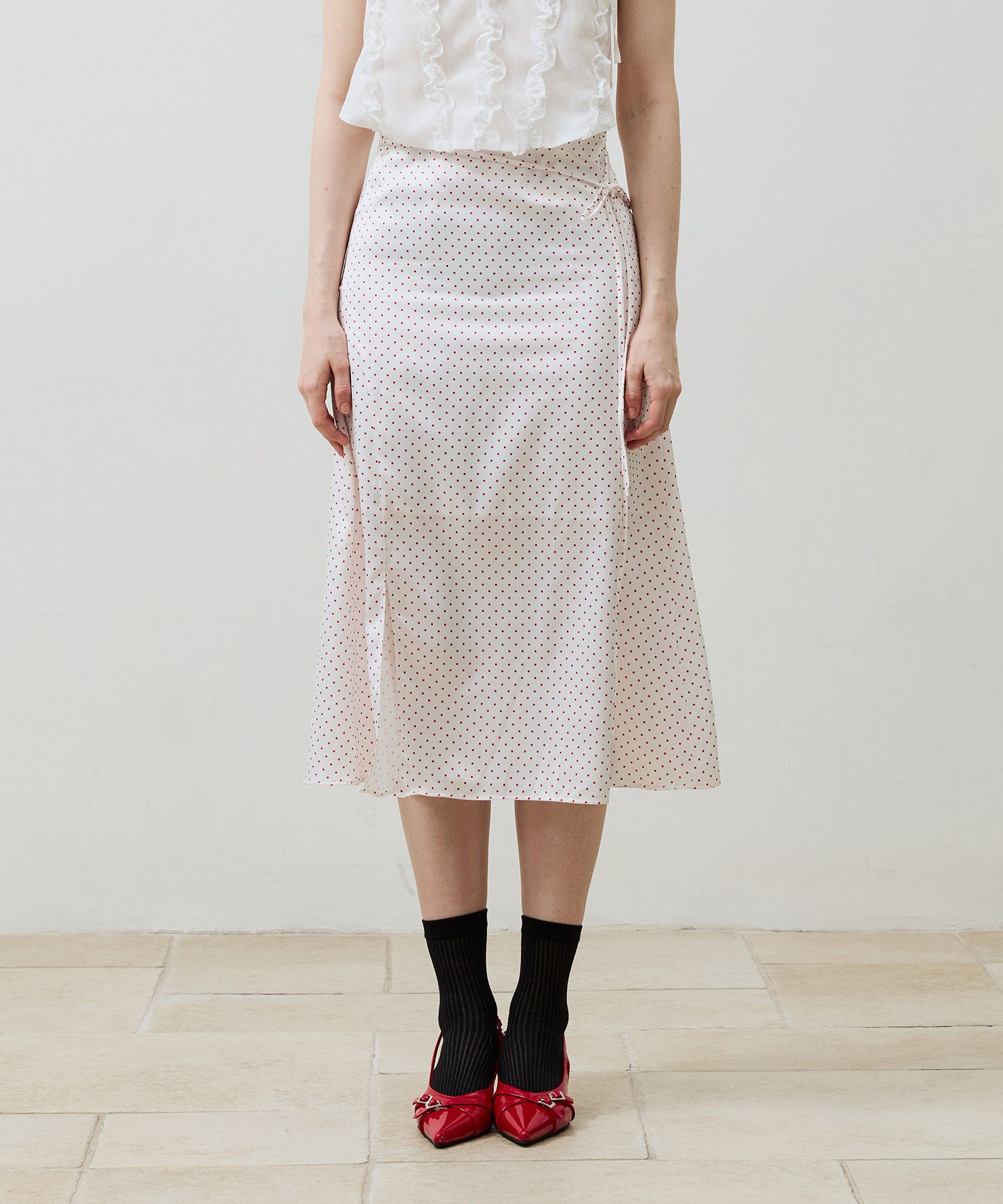 MUSINSA公式 | ARI TINY DOT SLIT SKIRT / RED