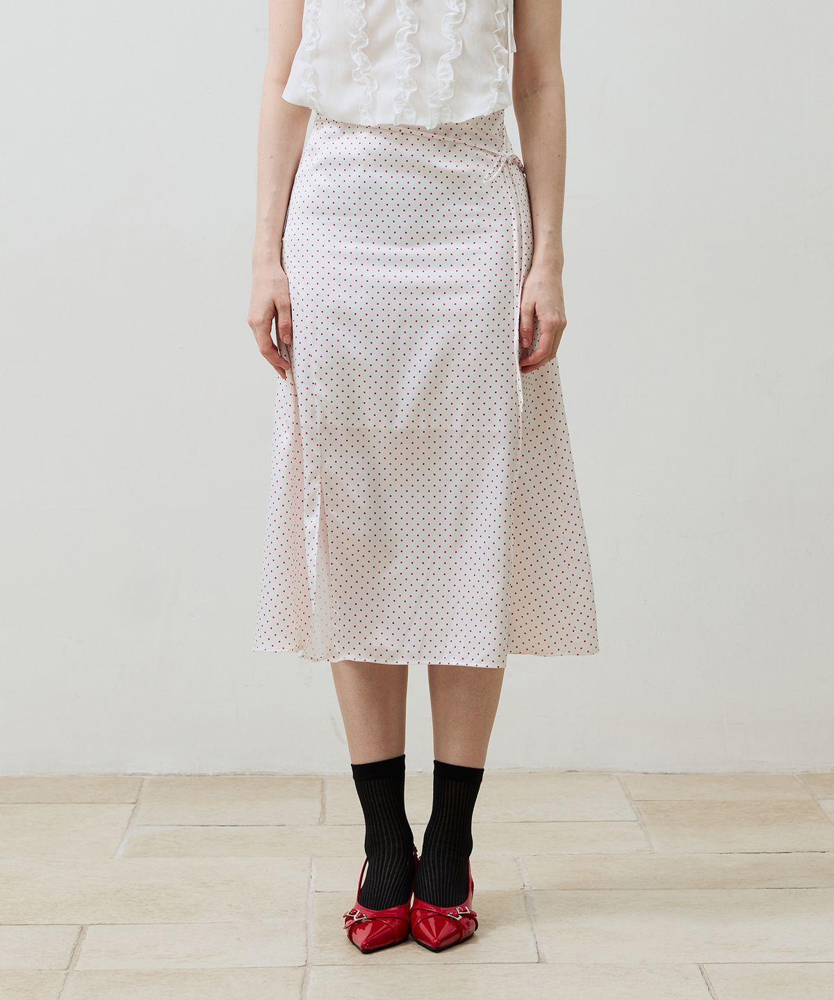 아리킴(ARIKIM) TINY DOT SLIT SKIRT / RED