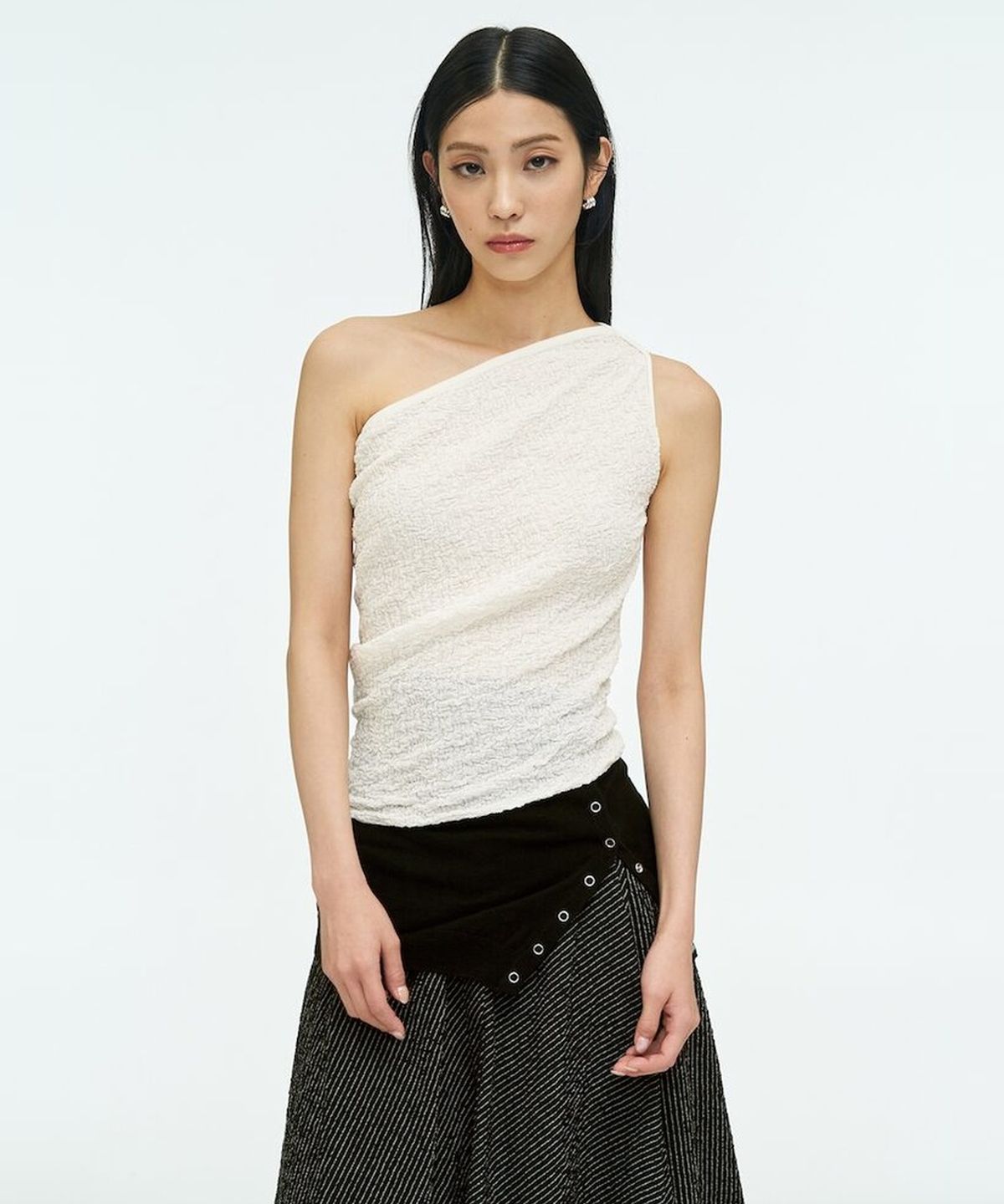 앙개(ANGGAE) Textured Tube Top  White