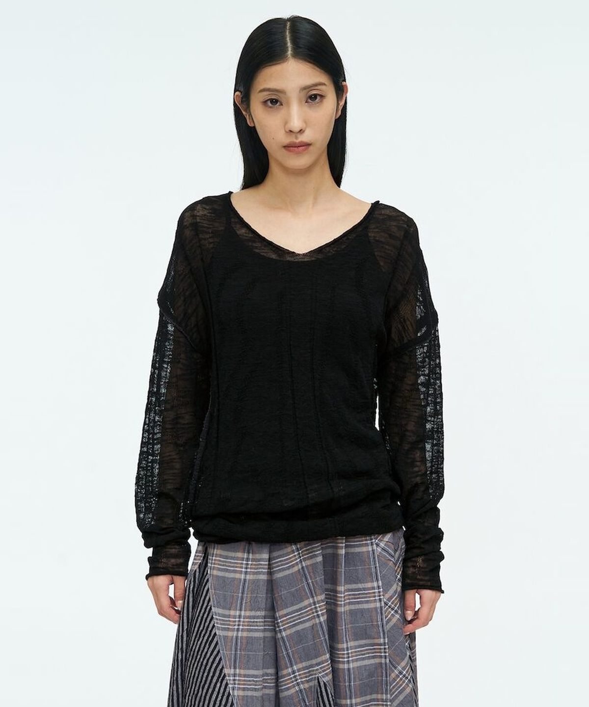 앙개(ANGGAE) Wave Knit Loose Pullover  Black