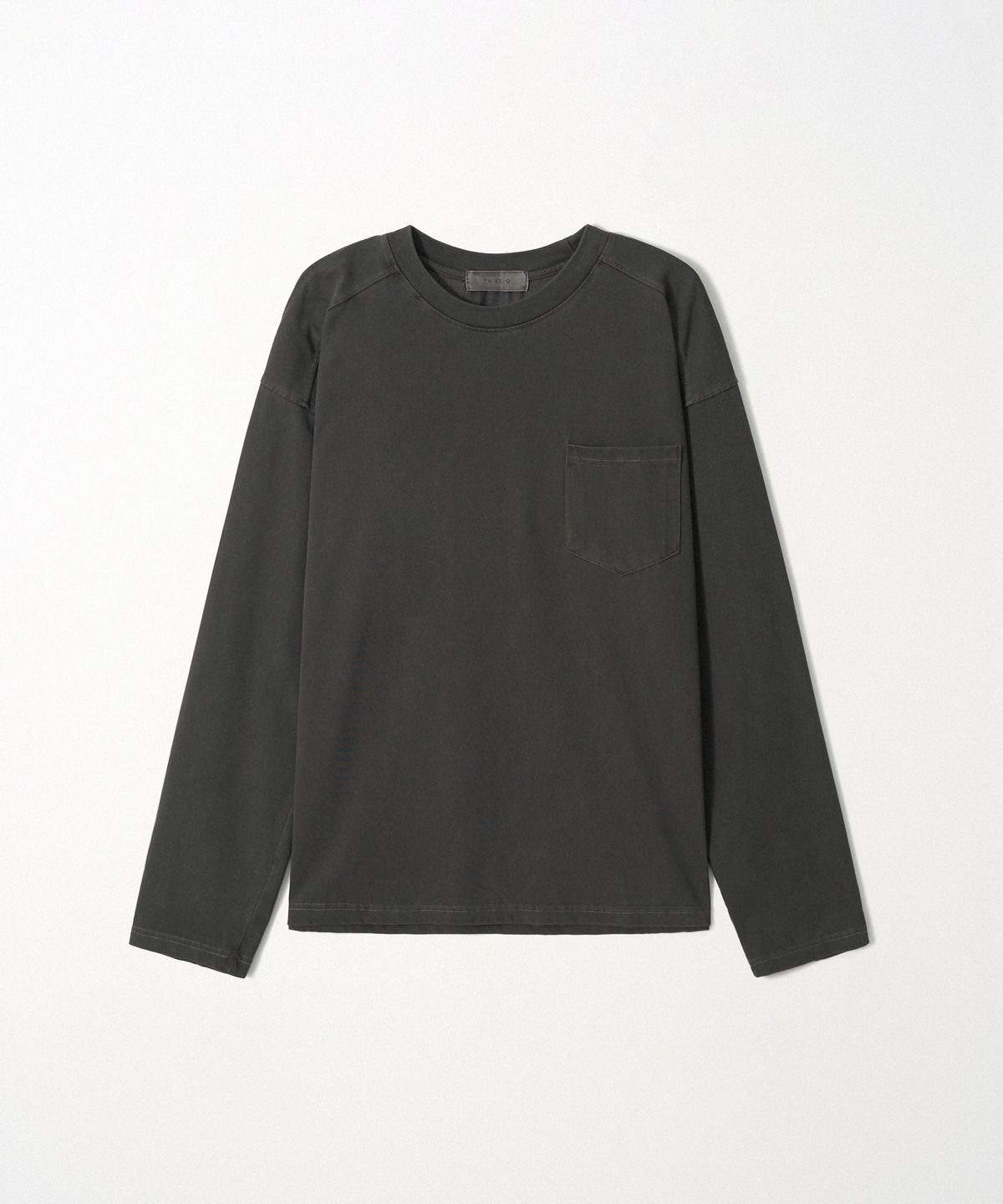 이지오(EZIO) Pigment Pocket LS T-shirt_Charcoal