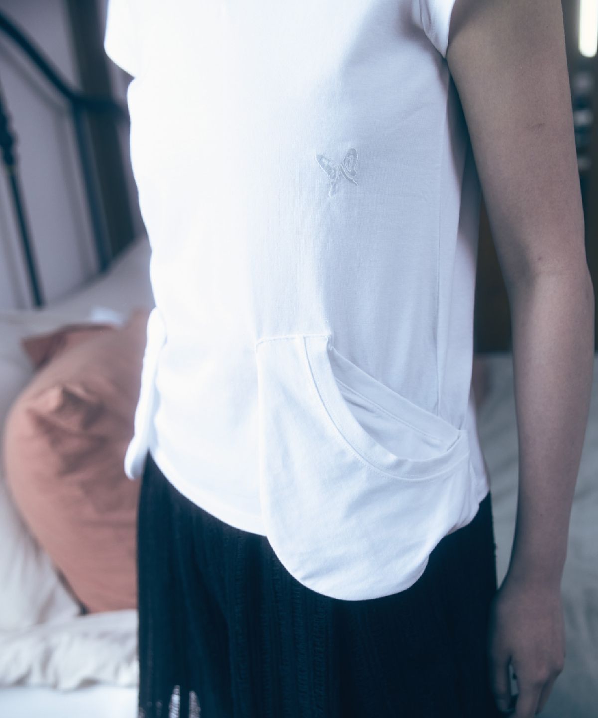 구월십일(GUWOLSIBIL) NECK LAYER SHORT SLEEVE TOP WHITE