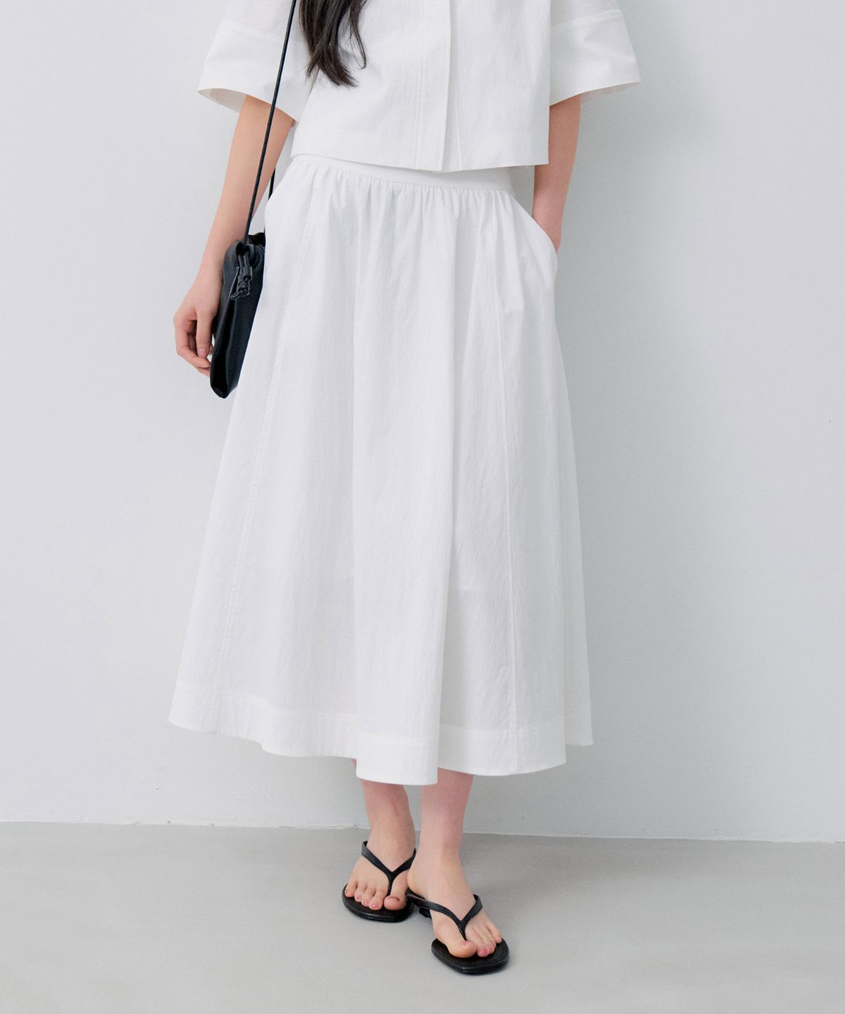 노티아(NOTIA) CLOUD SHIRRING SKIRT - WHITE