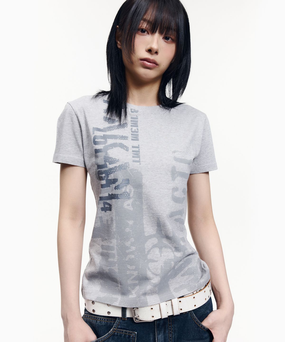 아캄(AAKAM) Aim Lettering Half Top (Gray)