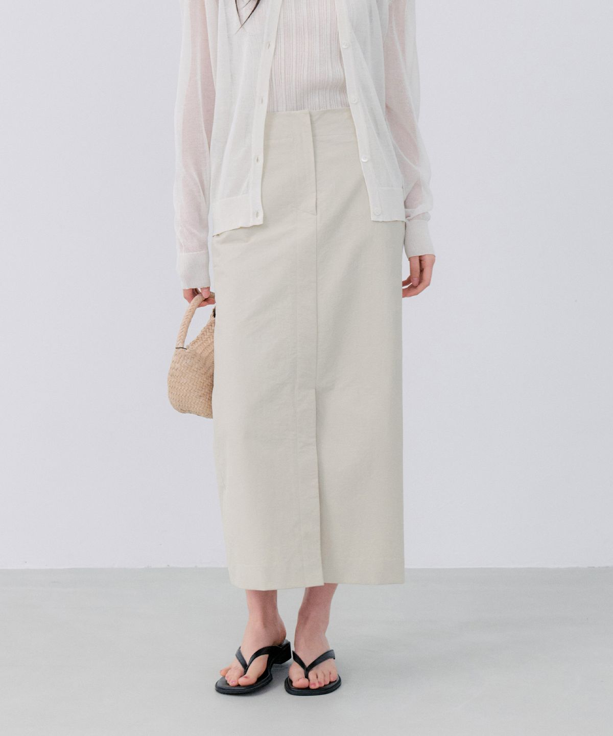노티아(NOTIA) FORMAL H SKIRT - BEIGE