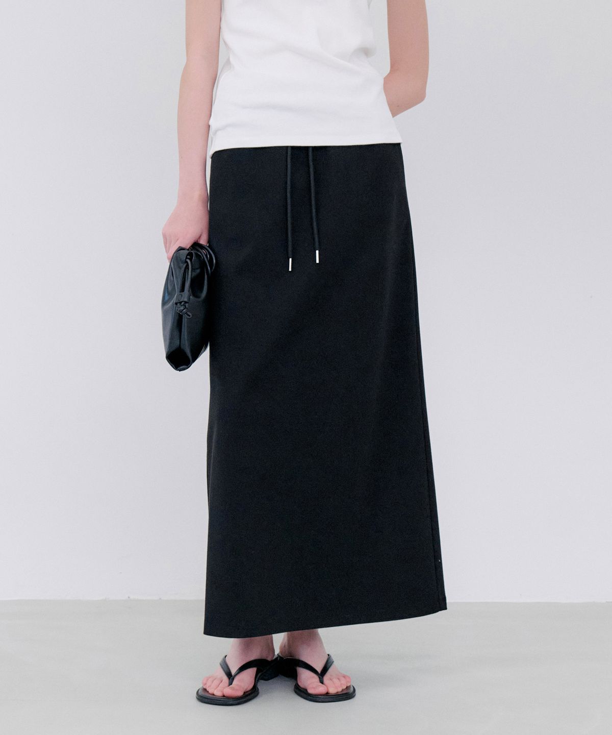 노티아(NOTIA) STEADY SKIRT - BLACK