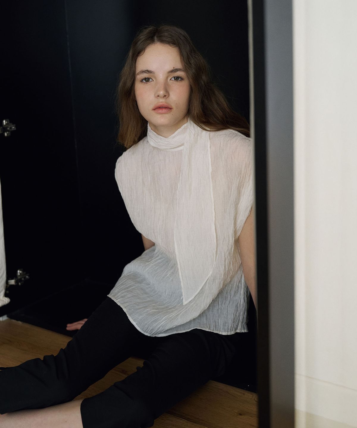 라메레이(LAMEREI) Crinkle Tie Cap Sleeve Blouse[LMBFSUSH330]-Ivory