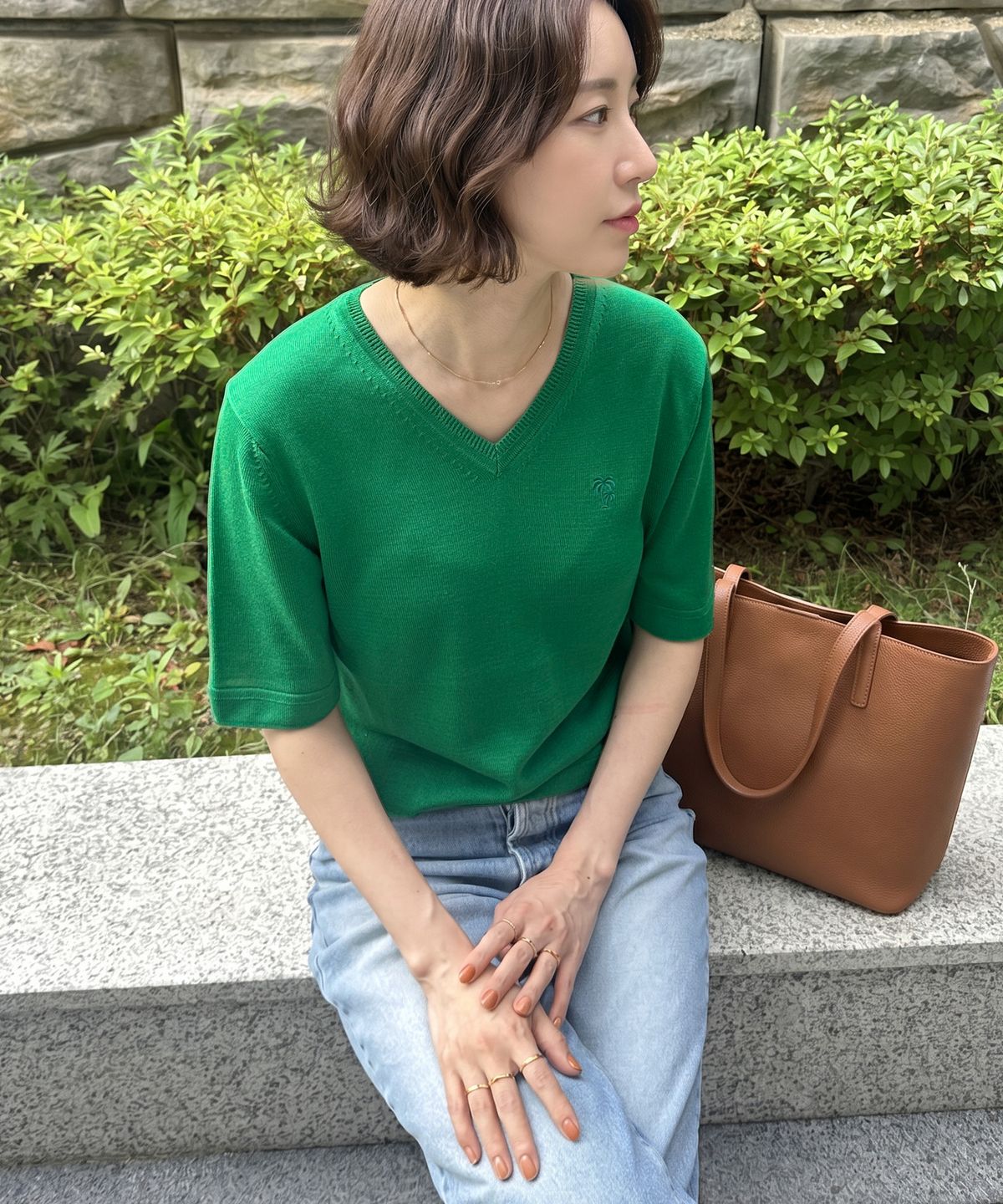 스너그유(SNUGU) 에테르 팜 실크 브이넥 반팔 니트 풀오버_그린_S M