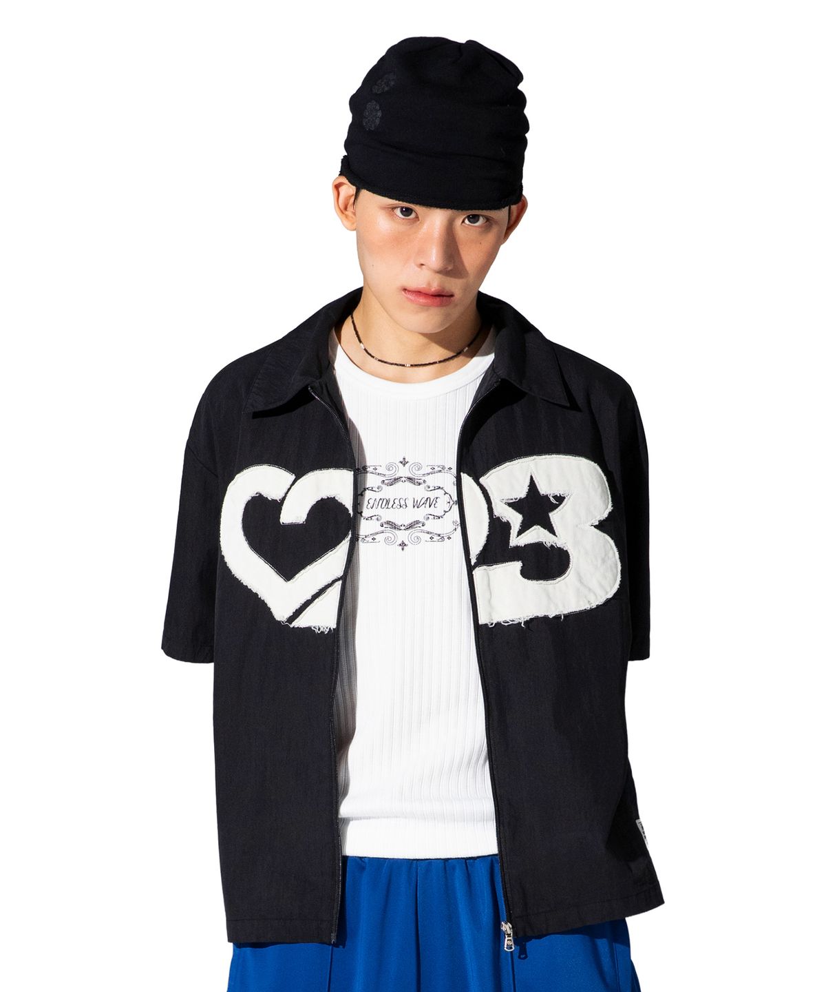 엑스톤즈(XTONZ) XTS044 러버 아플리케 크롭 셔츠 (BLACK)