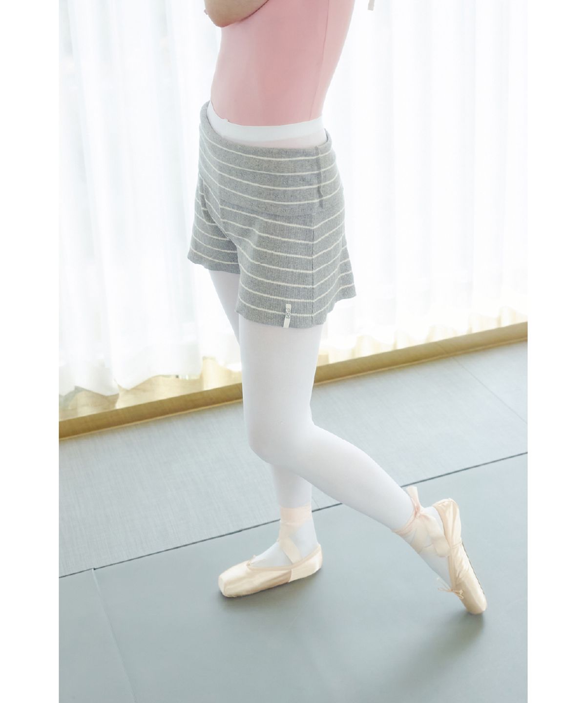 큐피도(KUPIDO) Petit Stripe Warm-Up Shorts _ Grey