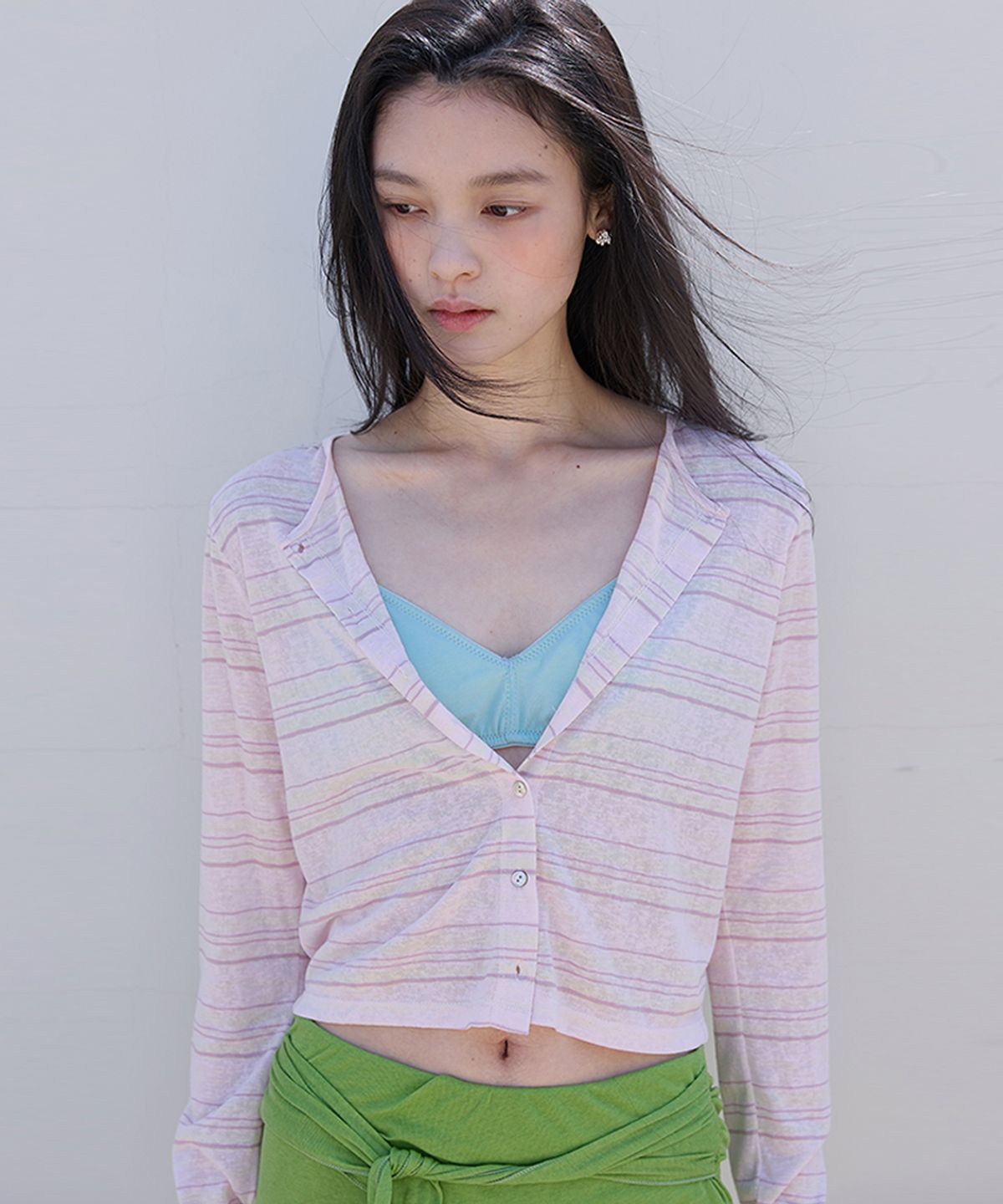 미치코런던 코시노(MICHIKO LONDON KOSHINO) 스트라이프 시어 가디건 소프트 핑크