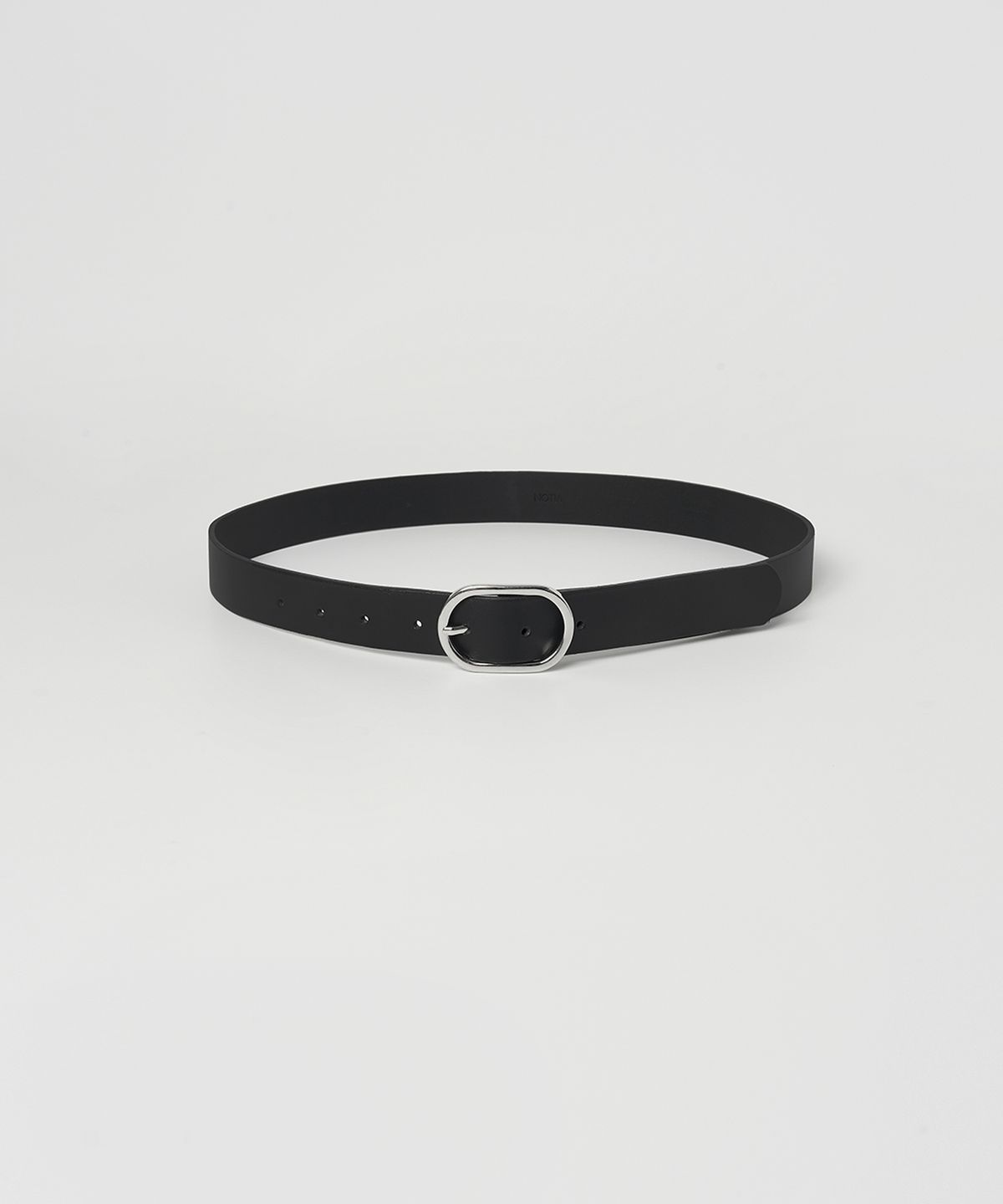 노티아(NOTIA) 30MM CURVE CIRCLE LEATHER BELT - BLACK/SILVER