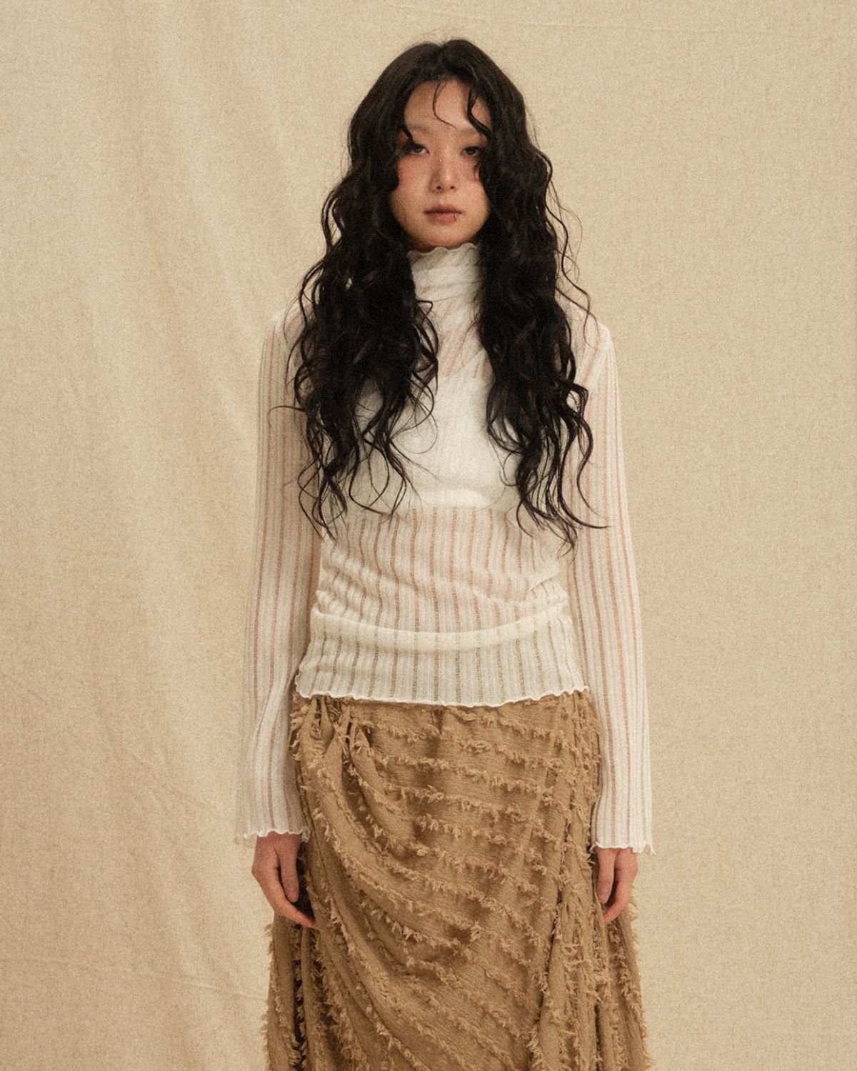 레큘리(RECULER) See-through turtleneck T-shirts Ivory (Ver. SS)