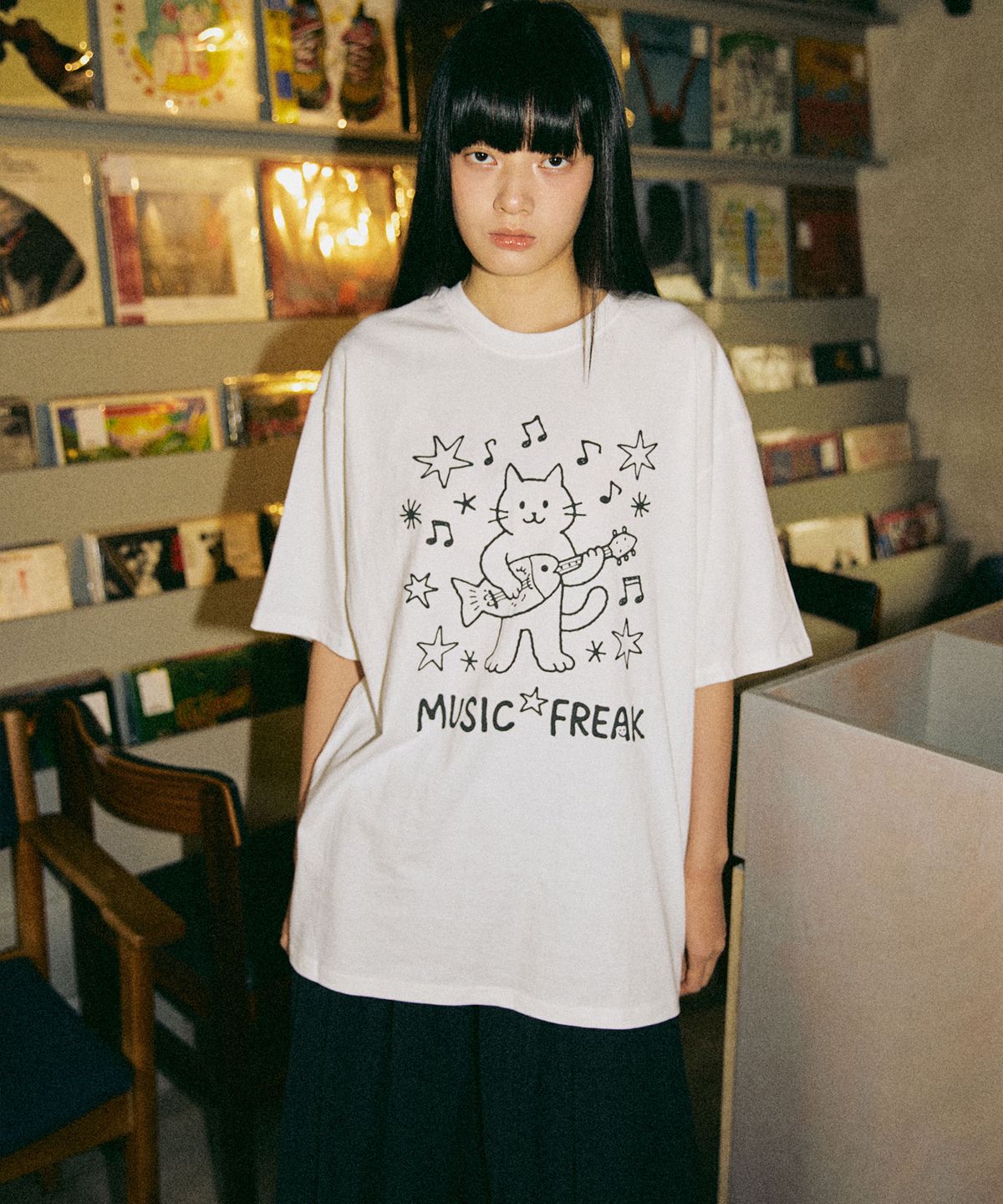 뮤직프리크(MUSICFREAK) Lo-Fi Kitty Jam T-Shirt - White