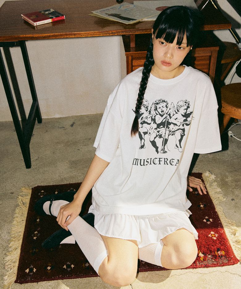 A Band of Angels T-Shirt - White