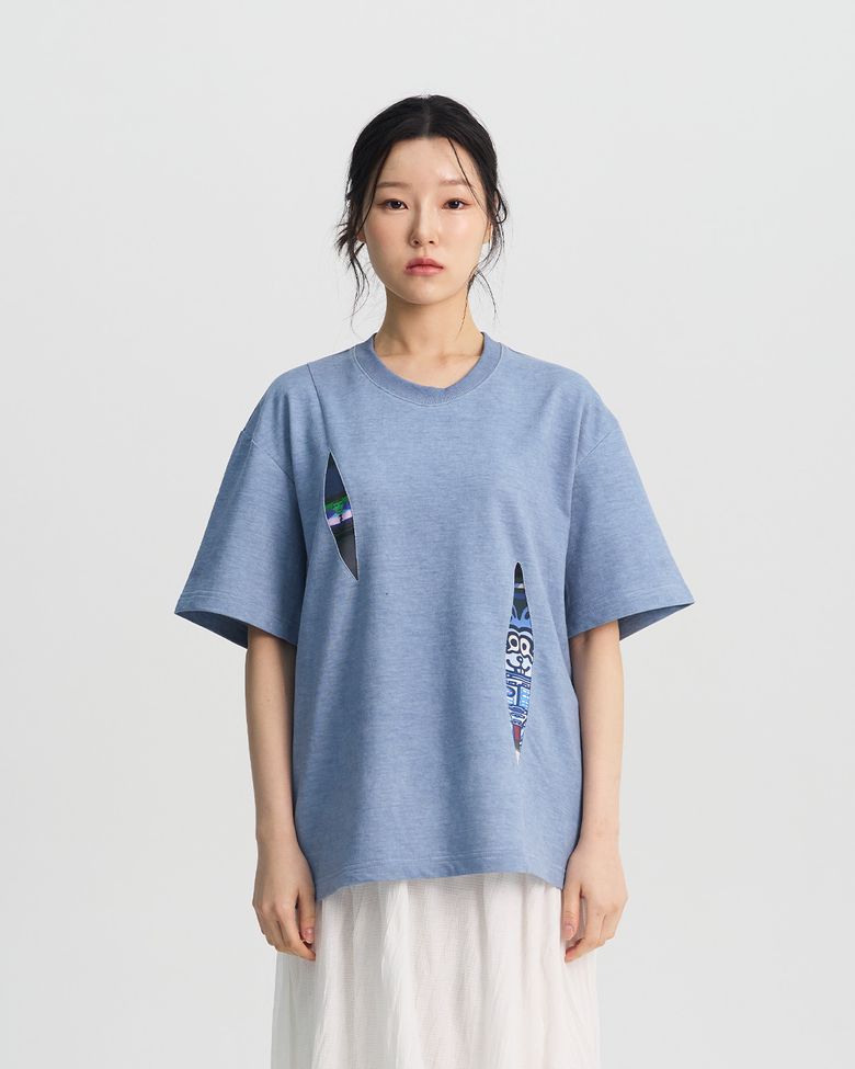 오버뷰 이펙트 T-shirt (mothfly & inkyoung)
