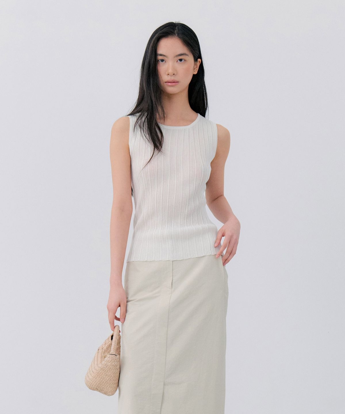 노티아(NOTIA) SLEEVELESS PLEATS KNIT - IVORY