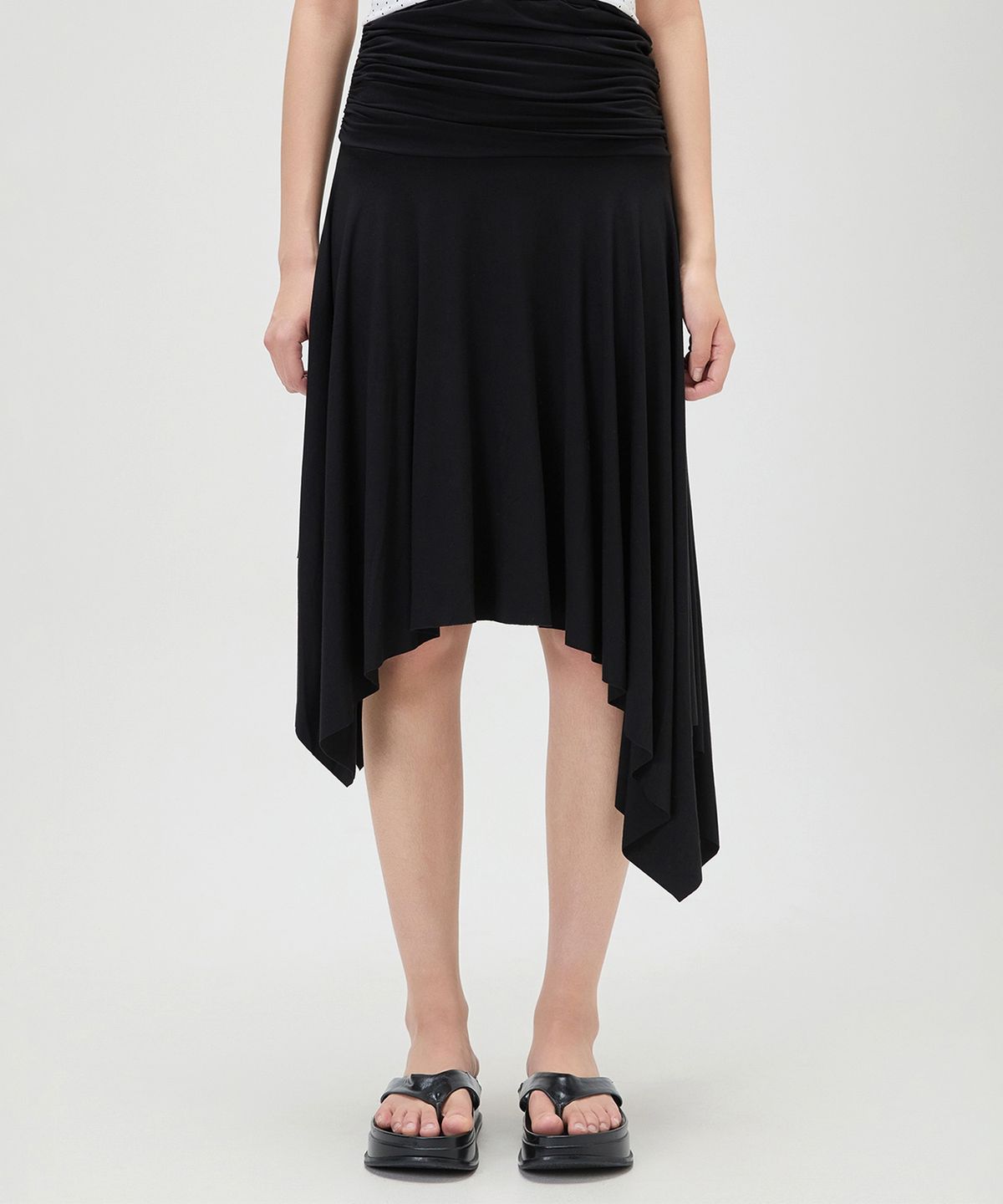 미쏘(MIXXO) 셔링 밴딩 언발 롱스커트 RE WMG47MS_MIWWMG57QG