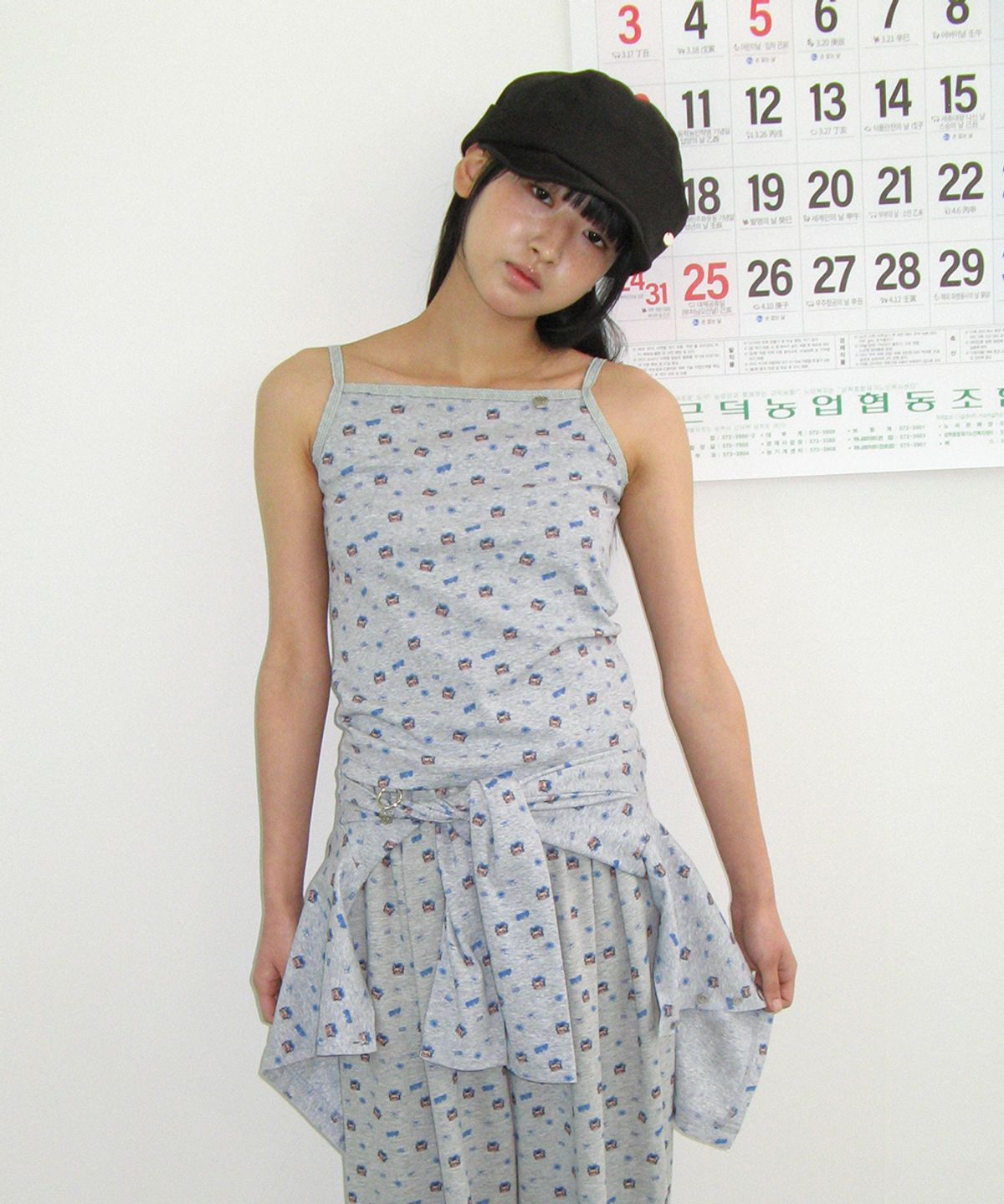 론론(RONRON) BETTY BOOP PATTERN LACE SQUARE SLEEVELESS GREY