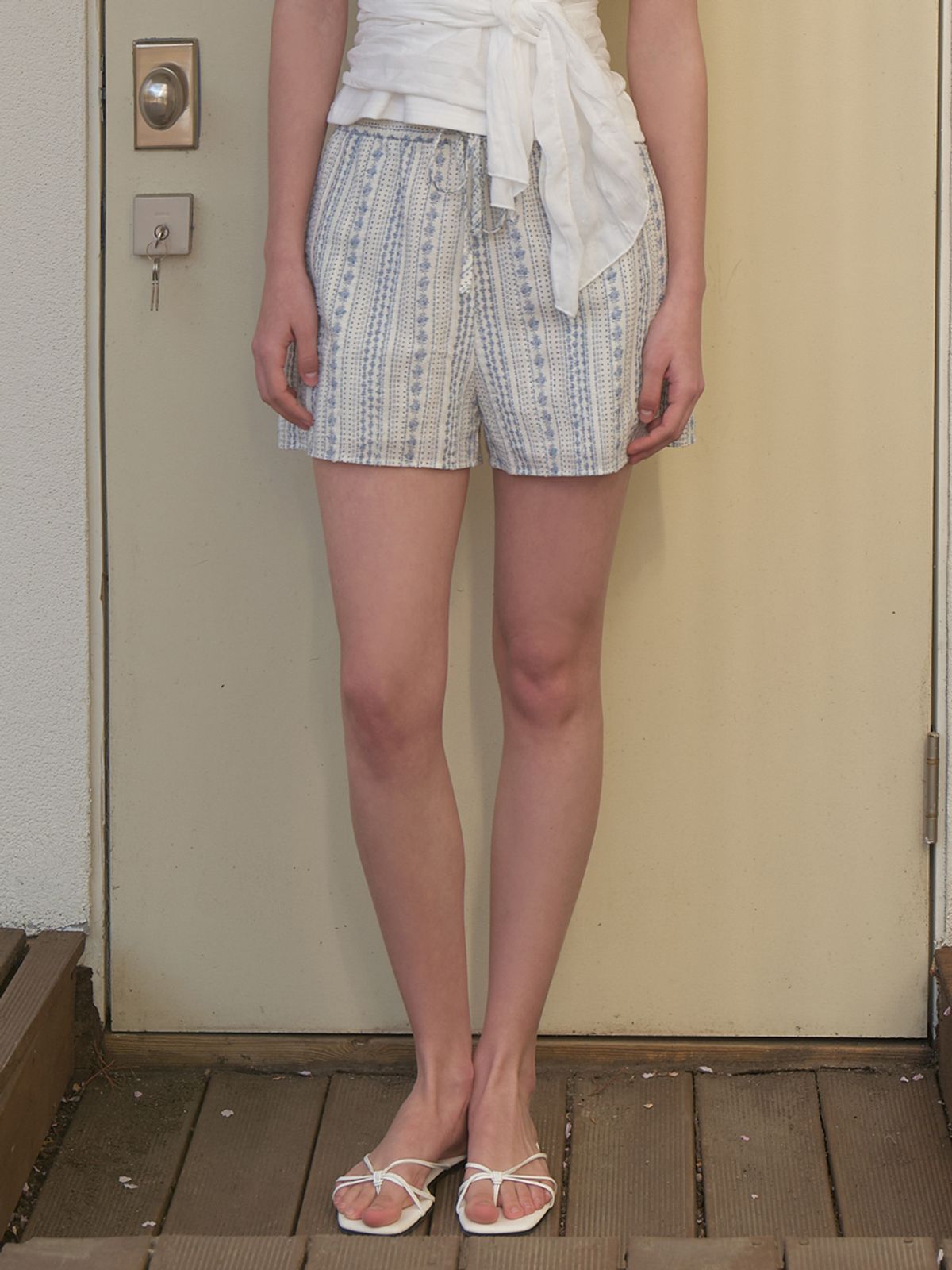 리엘(RE L) Liv-2 banding shorts (blue)