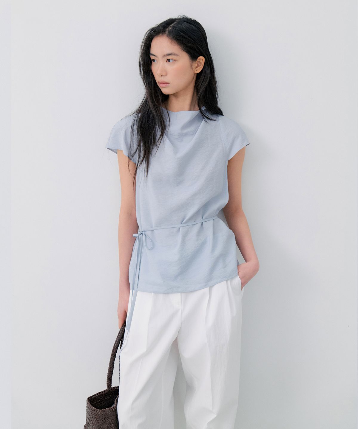 노티아(NOTIA) DRAPE CAP SLEEVE BLOUSE - LIGHT BLUE