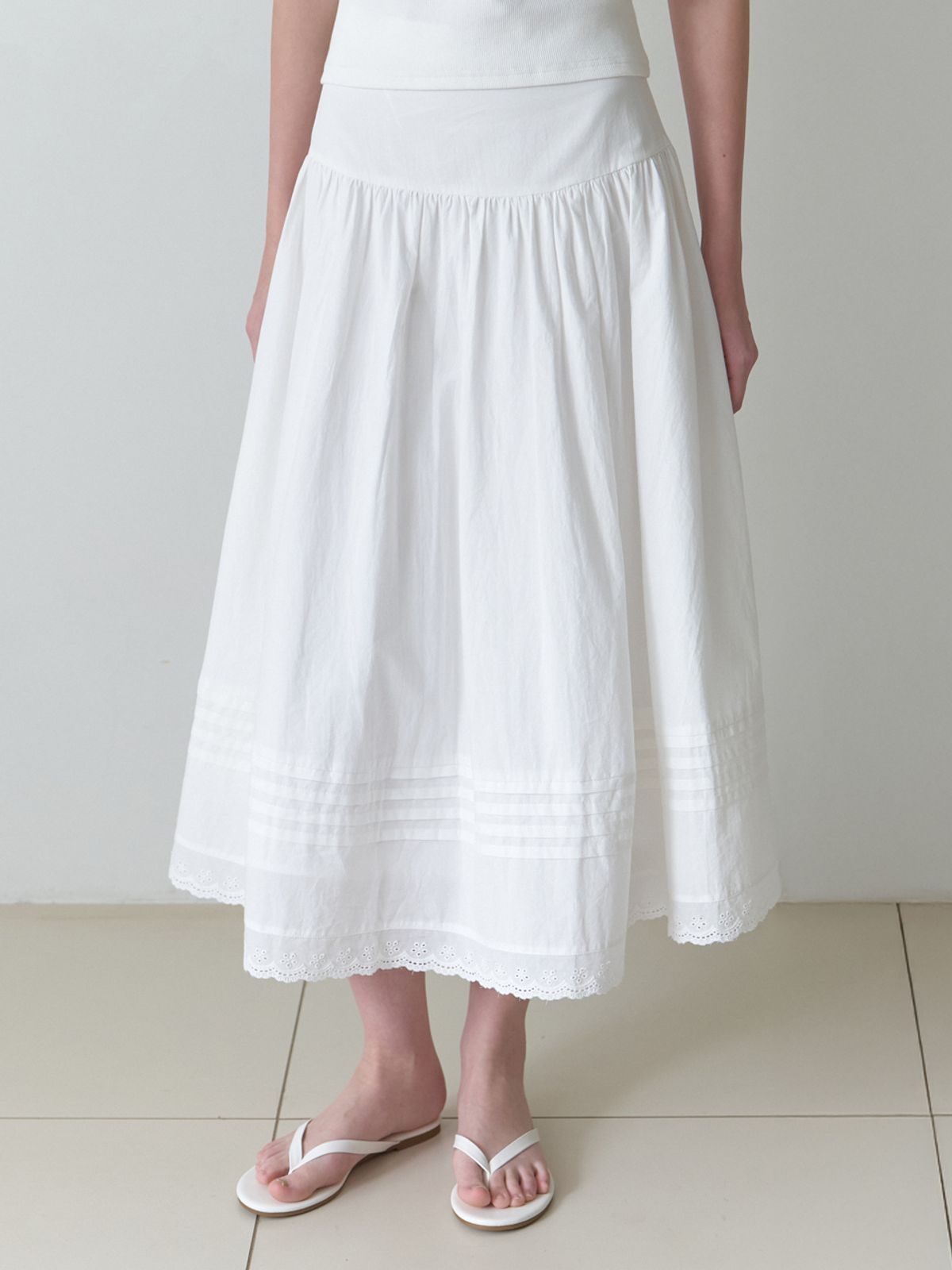 리엘(RE L) Vale lace pintuck skirt (white)