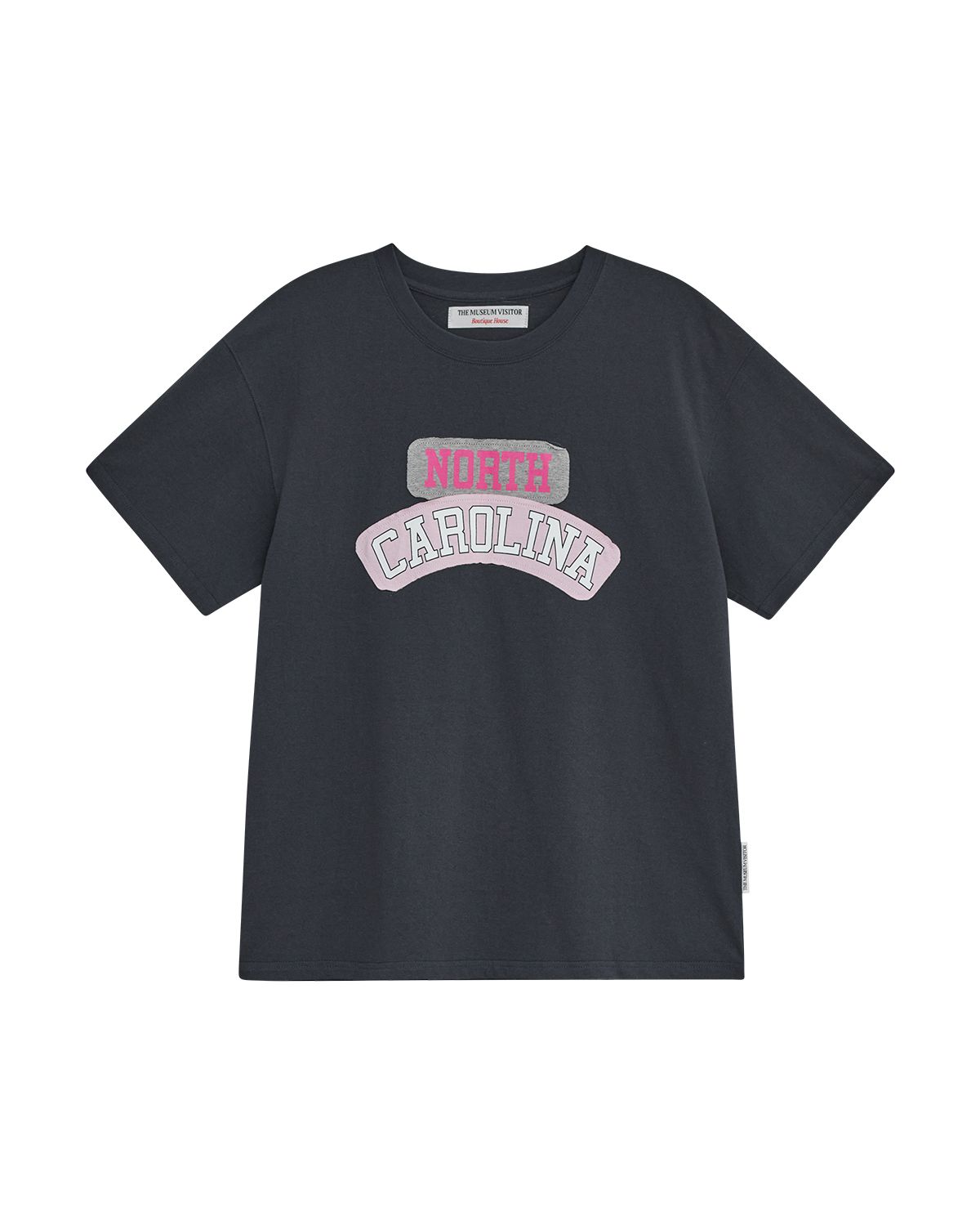 더뮤지엄비지터(THEMUSEUMVISITOR) NORTH CAROLINA OVERFIT T-SHIRT (CHARCOAL)