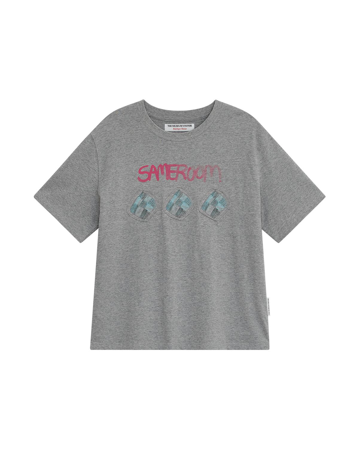 더뮤지엄비지터(THEMUSEUMVISITOR) SAME ROOM APPLIQUE T-SHIRT (MELANGE GREY)