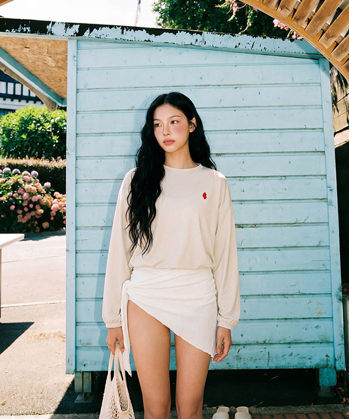 비키니밴더(VIKINI VENDER) (BARDOT x VIKIVEN) 루즈핏 래쉬가드 - Ivory
