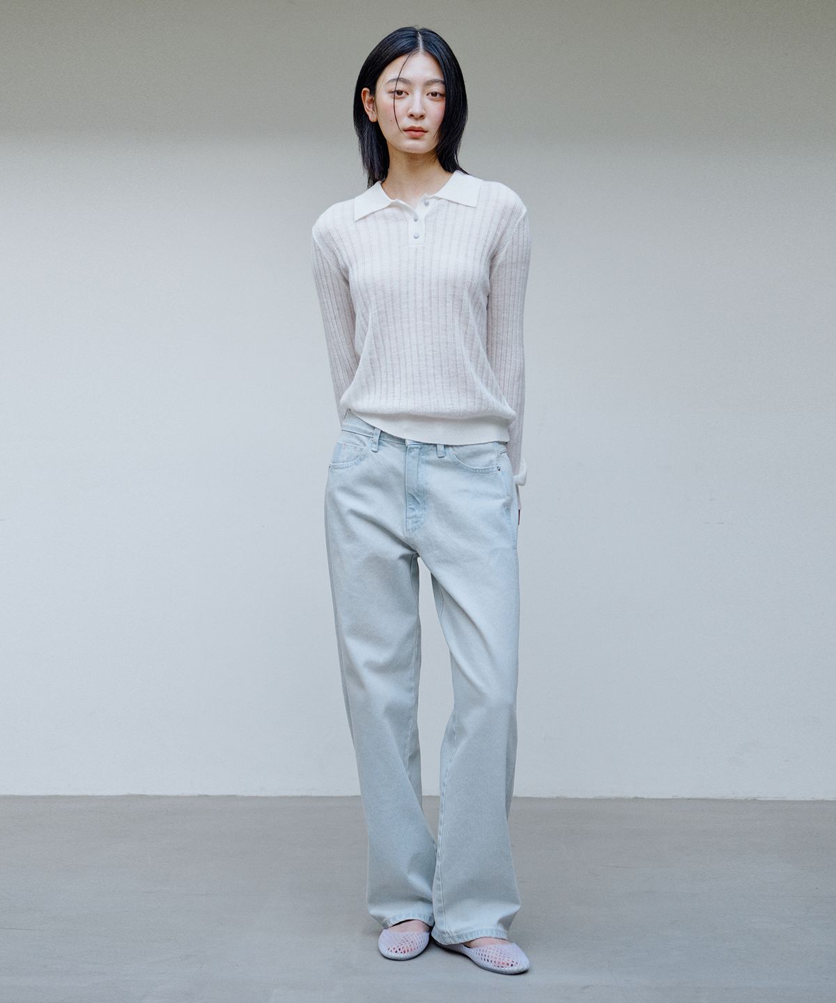 아위(AHWE) 라이트 블루 스트레이트 데님