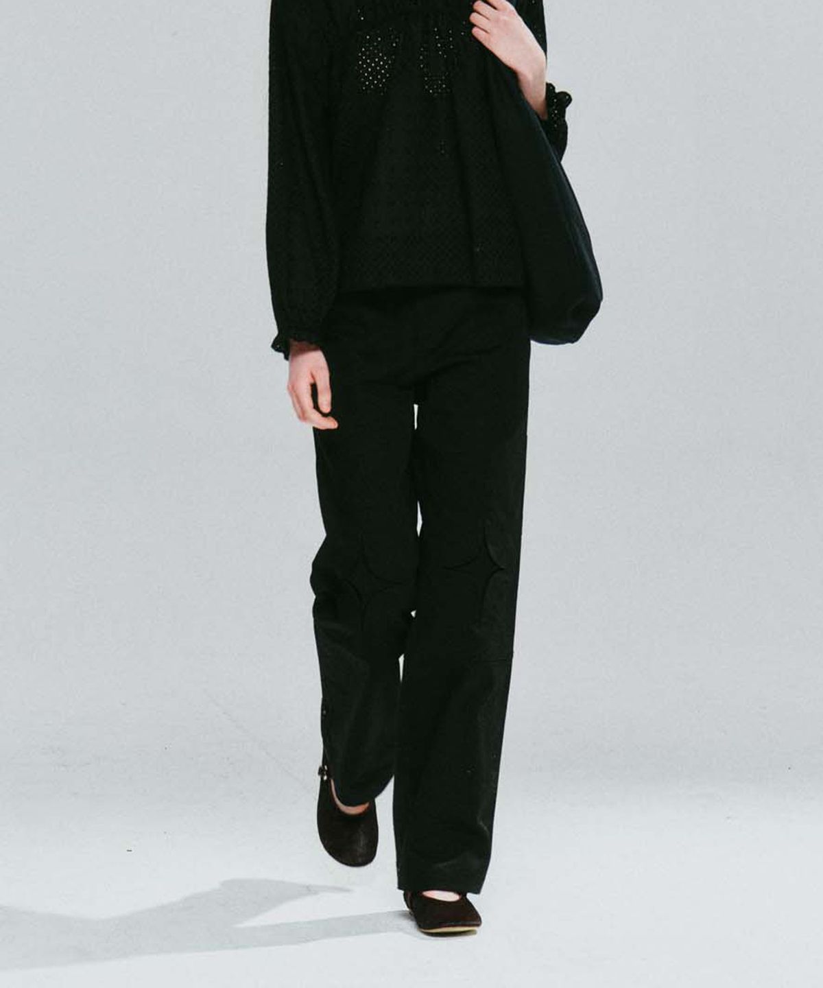 코스모스(COSMOSS) QUILTING PATTERN PANTS (BLACK)