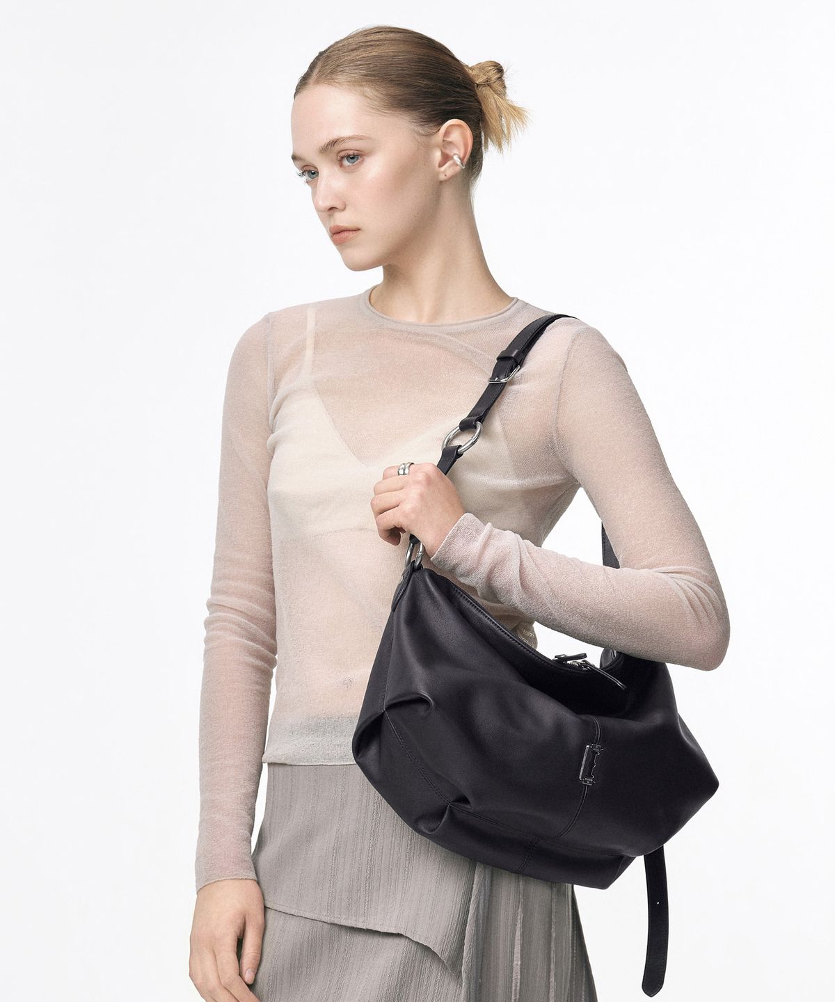 분크(VUNQUE) Halfmoon Attache Shoulder M (하프문 아타쉬 숄더 미듐)_2colors
