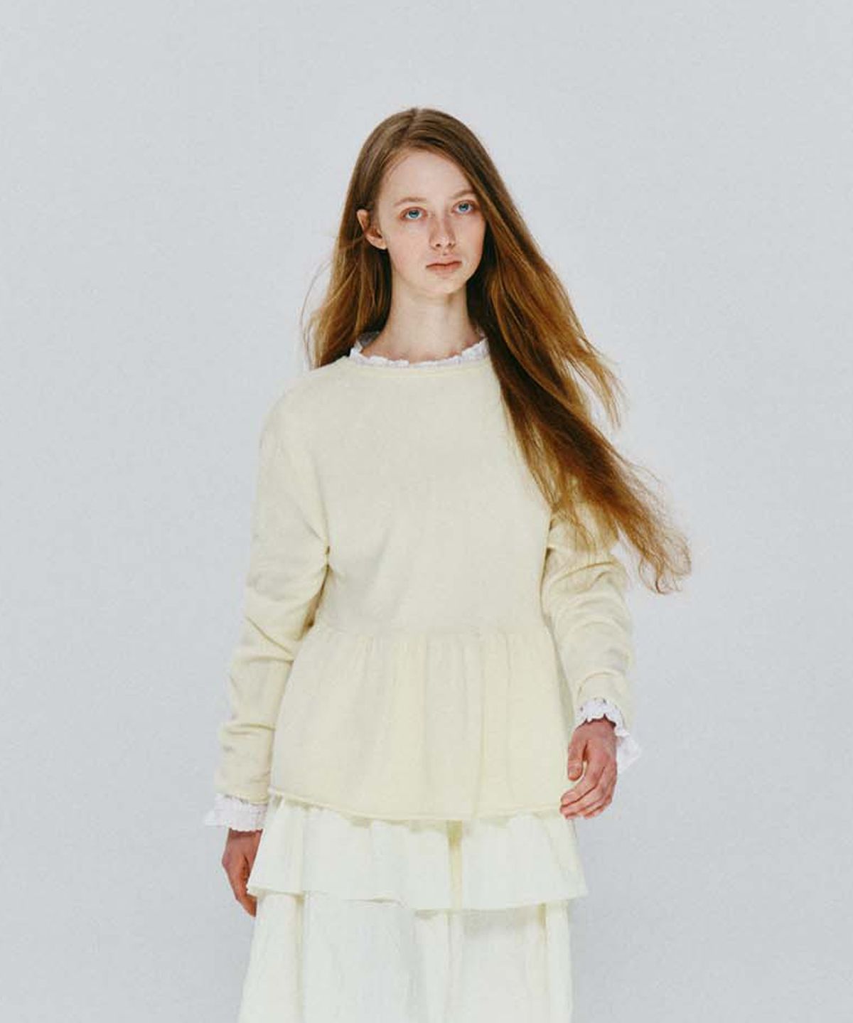 코스모스(COSMOSS) FLARE CASHMERE KNIT (IVORY)