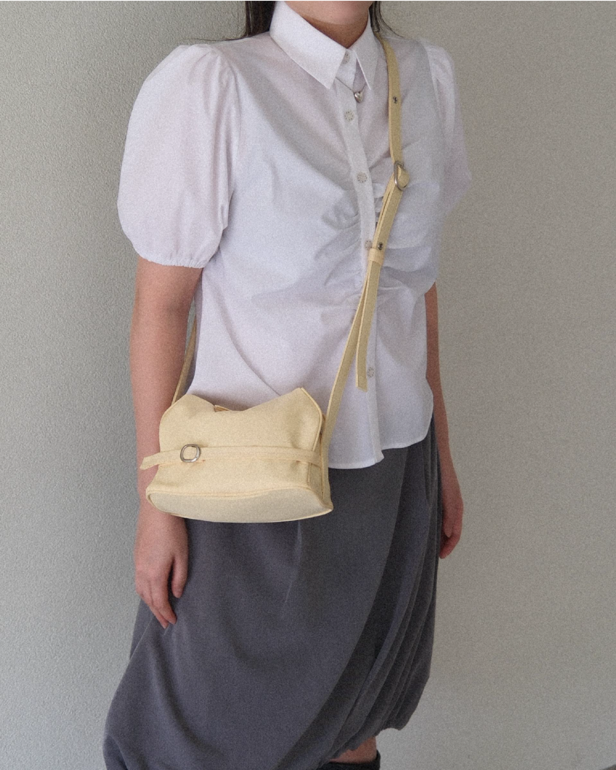혜키(HYEKI) POTY MINI CROSS BAG / LEMON YELLOW