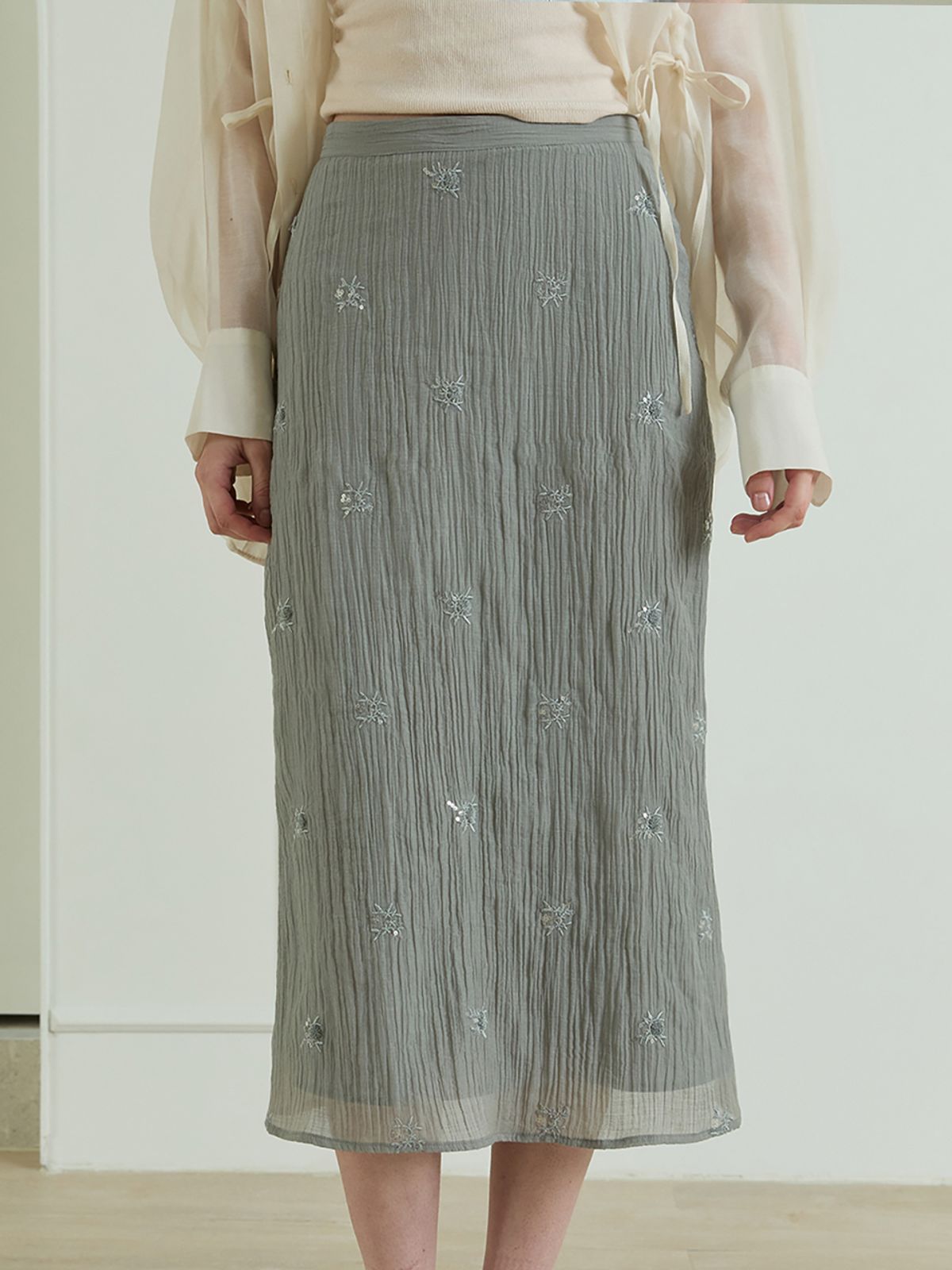 릴리움(LILIUM) Del Mar Crinkle Beads Skirts_Ash Khaki