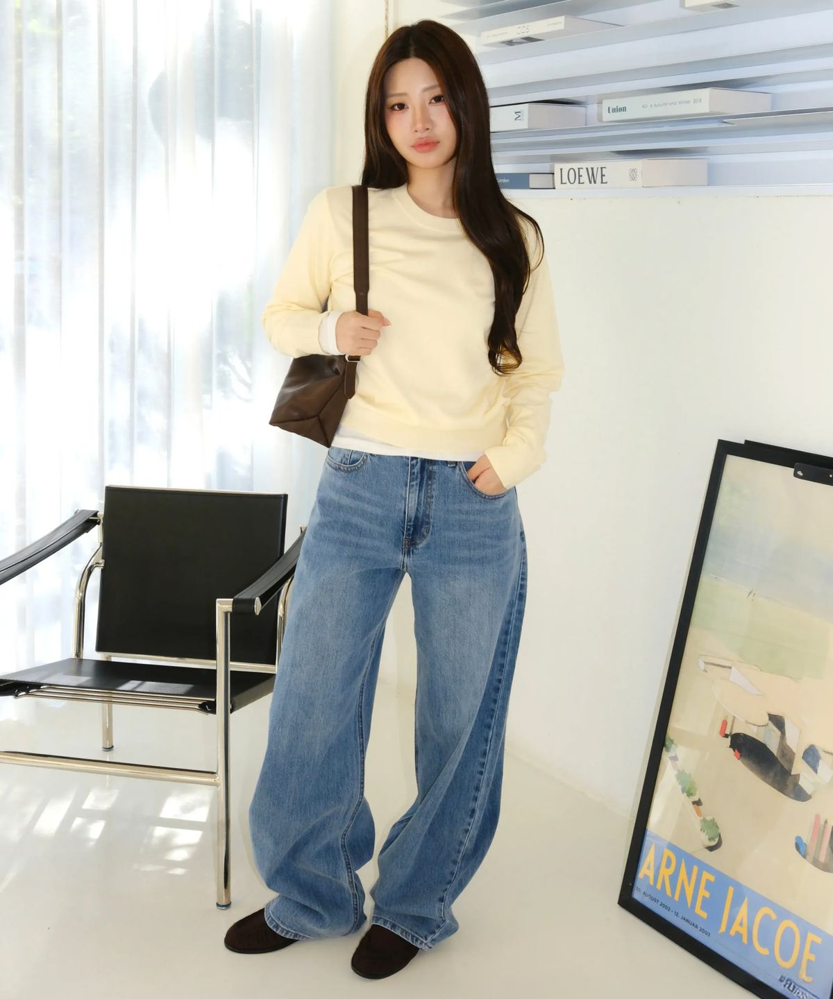 무신사 스탠다드 우먼(MUSINSA STANDARD WOMAN) 우먼즈 에센셜 커브드 데님 팬츠 [라이트 인디고]