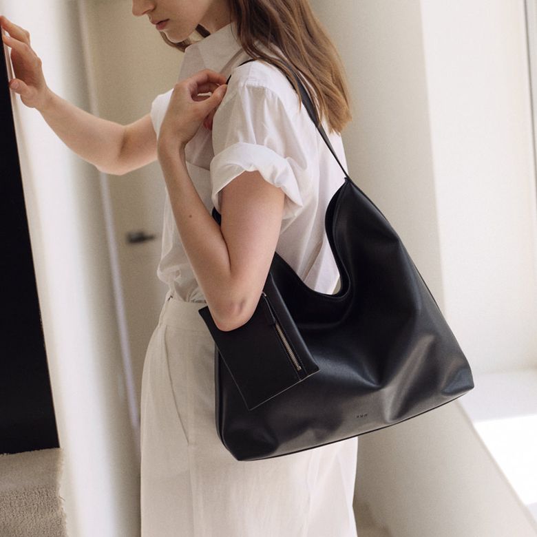 Pulpy hobo bag Black