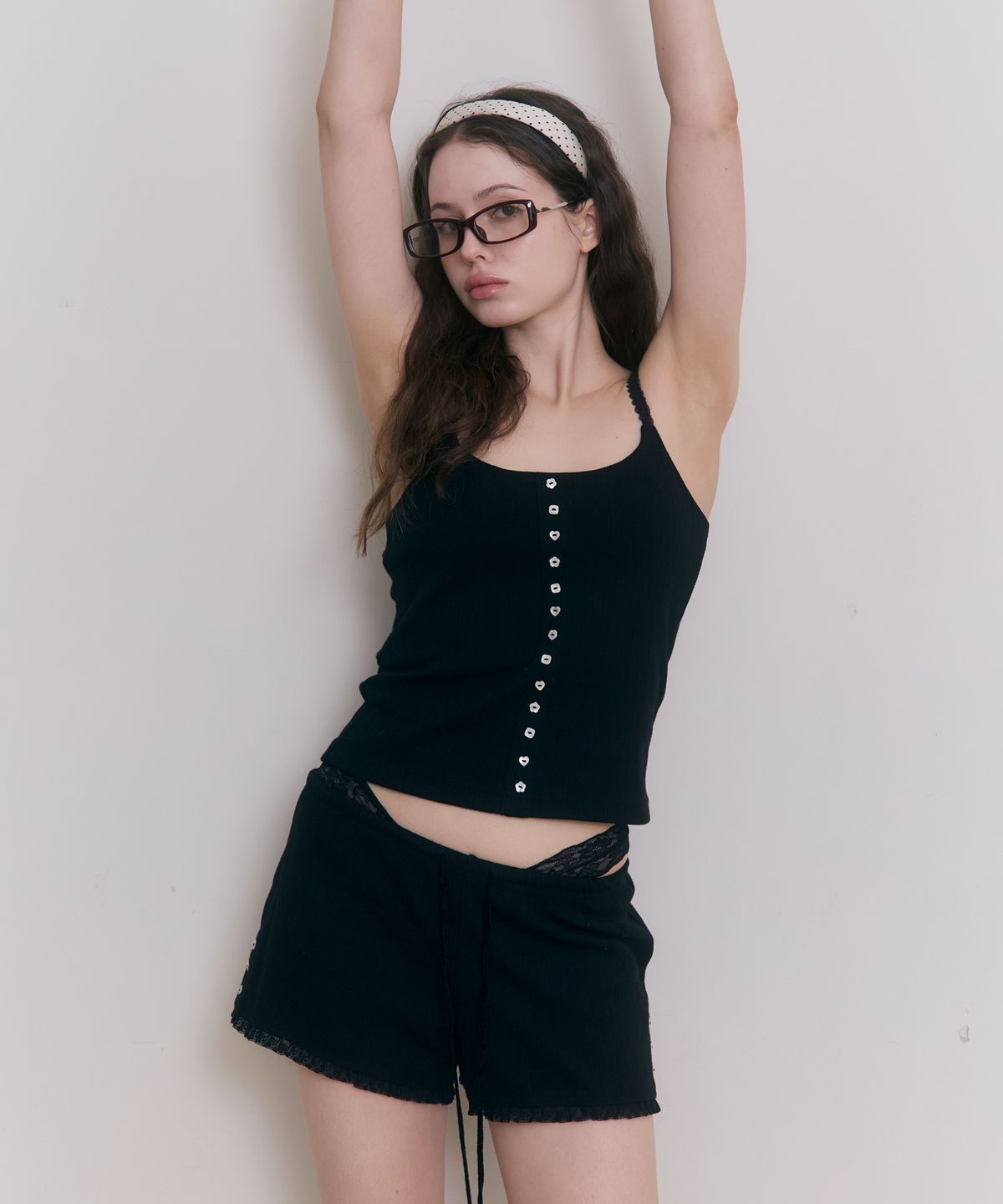 로잔느(ROSEANNE) Sweet Dreams Button Cami Top (Black)