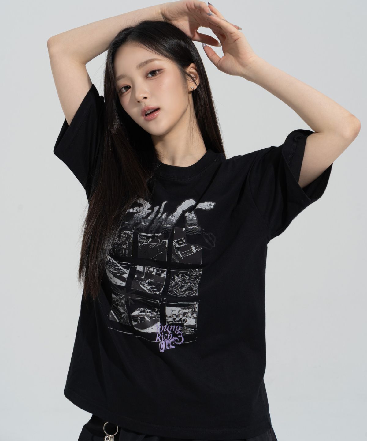 페이즈화이트(PHASEWHITE) [PHASE_5] YOUNG N RICH SHORTSLEEVES _BLACK / 8802026-ST23