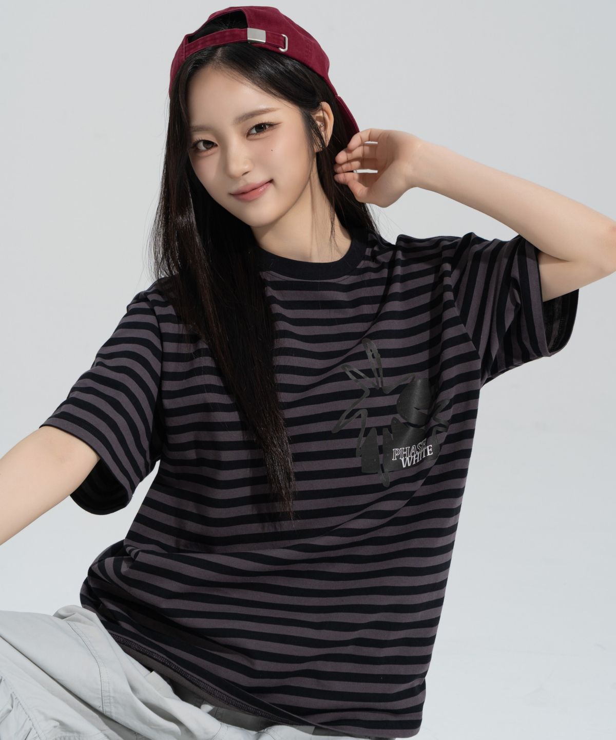 페이즈화이트(PHASEWHITE) [PHASE_5] DOUBLE STAR STRIPE SHORTSLEEVES _BLACK / 8802026-ST22