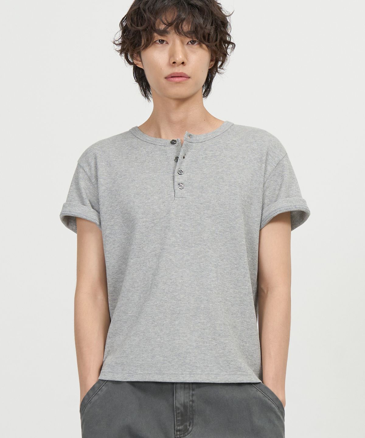 엑스컨테이너(EXCONTAINER) 헨리넥 와플 하프 슬리브 (GREY)