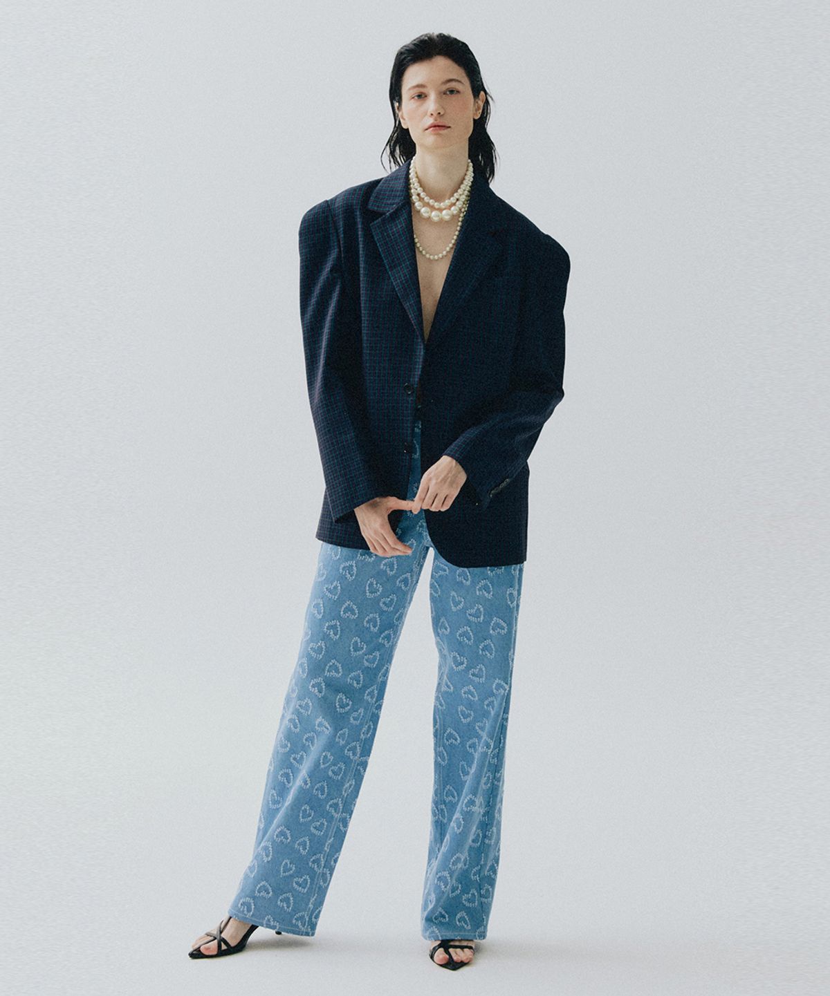 베데르미(VEDERMI) heart pattern light blue denim pants