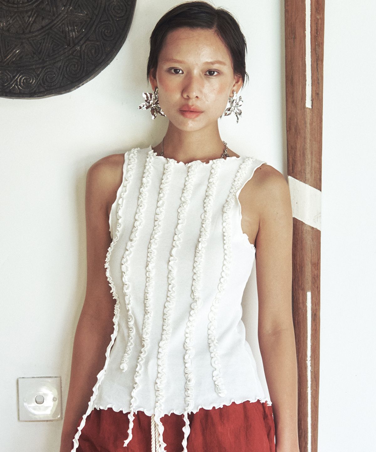 센토르(CENTAUR.KR) RIBBED FRILL SLEEVELESS TOP_IVORY