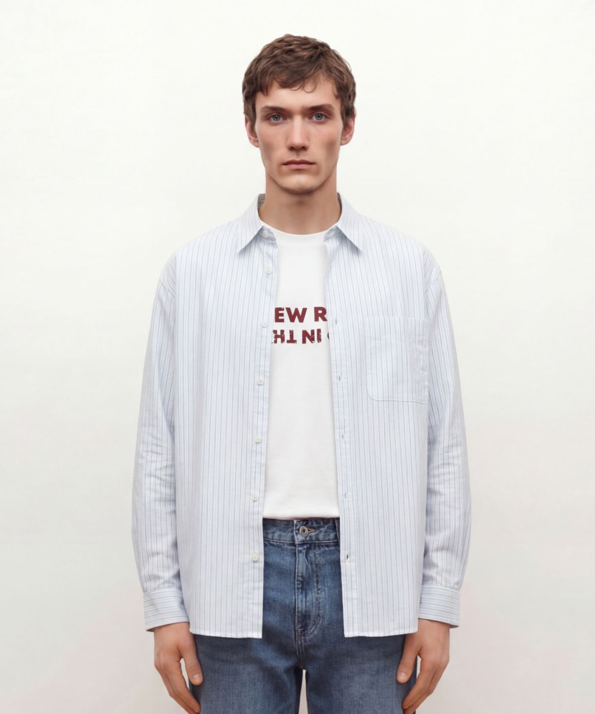 질스튜어트뉴욕 맨(JILLSTUART NEWYORK MEN) 오버핏 스트라이프 셔츠 - 라이트블루 (JNSH6B401B1)
