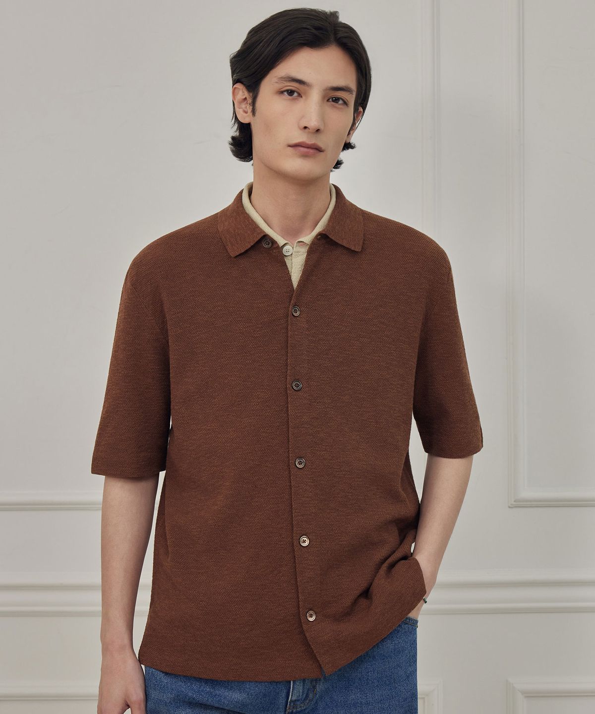 더니트컴퍼니(THEKNITCOMPANY) 아비스 린넨 폴로 가디건 - 카라페 브라운