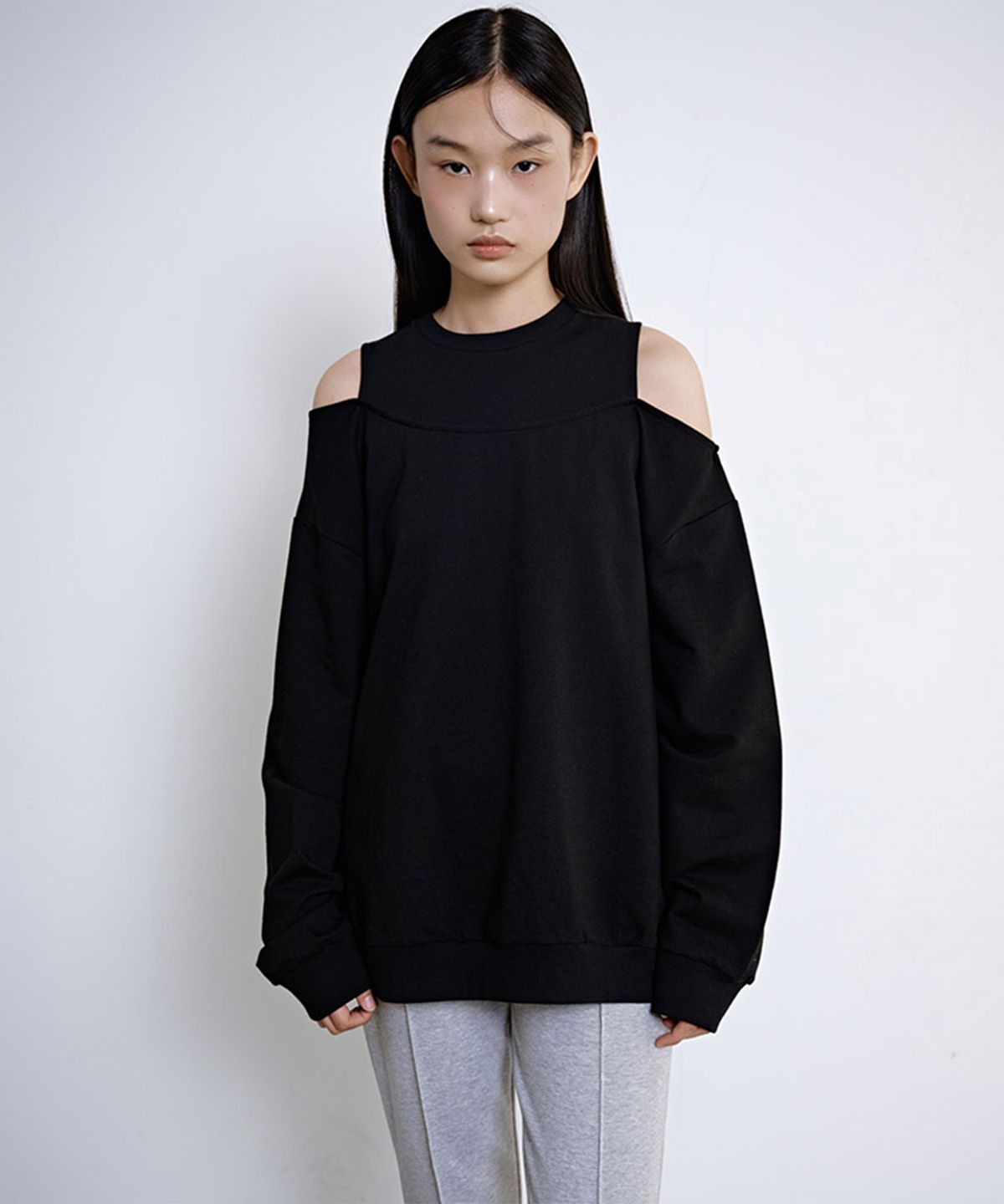 시시브(SISIVE) Halterneck Sweatshirt (Black)