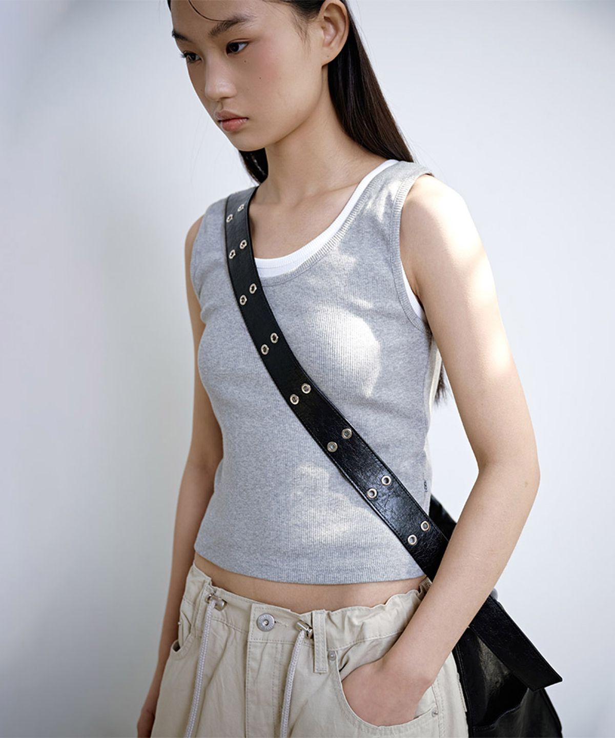 시시브(SISIVE) Basic Sleeveless (Melange Grey)
